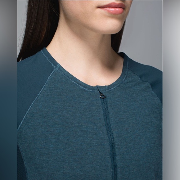 lululemon NWT Clip-in Long Sleeve Heathered Alberta Lake/Alberta Lake - Picture 5 of 14